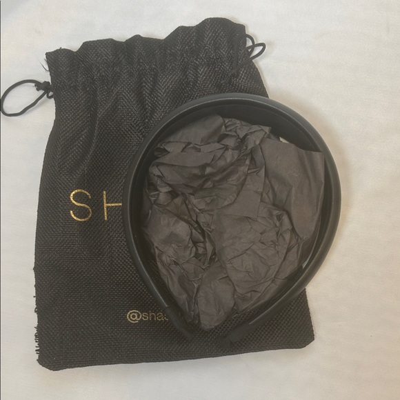 Revolve SHASHI Sleek Black Faux Leather Headband NWT - Picture 7 of 8